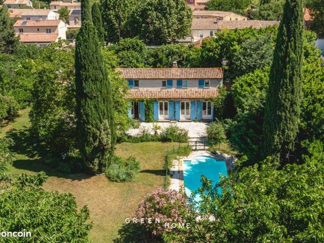 Propriété 7 pièces 170 m²