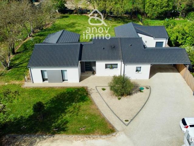Propriété 7 pièces 171 m²