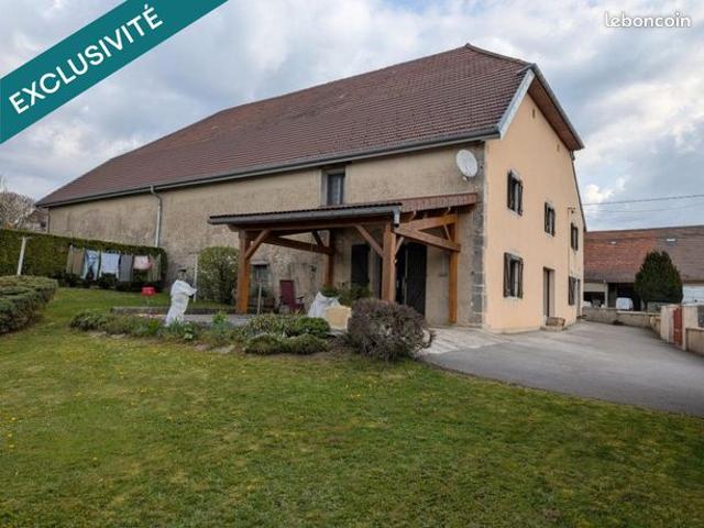 Propriété 7 pièces 172 m²