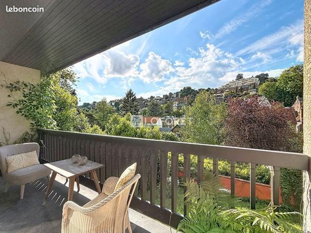 Propriété 7 pièces 172 m²