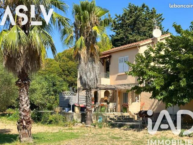 Propriété 7 pièces 173 m²