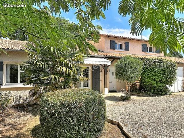 Propriété 7 pièces 173 m²