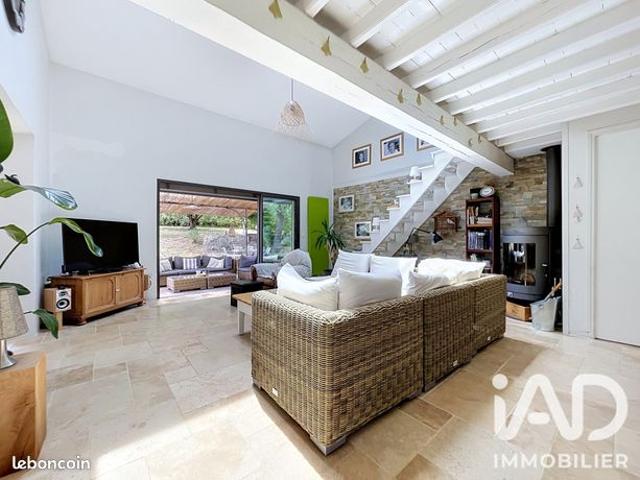 Propriété 7 pièces 173 m²