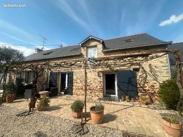 Propriété 7 pièces 173 m²