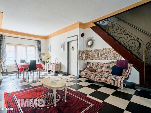 Propriété 7 pièces 184 m²