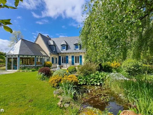 Propriété 7 pièces 184 m²