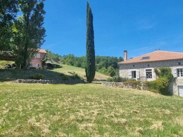 Propriété 7 pièces 185 m²