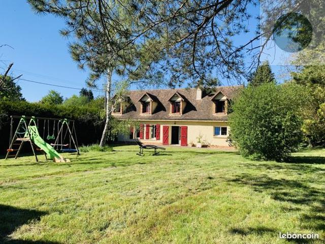 Propriété 7 pièces 185 m²