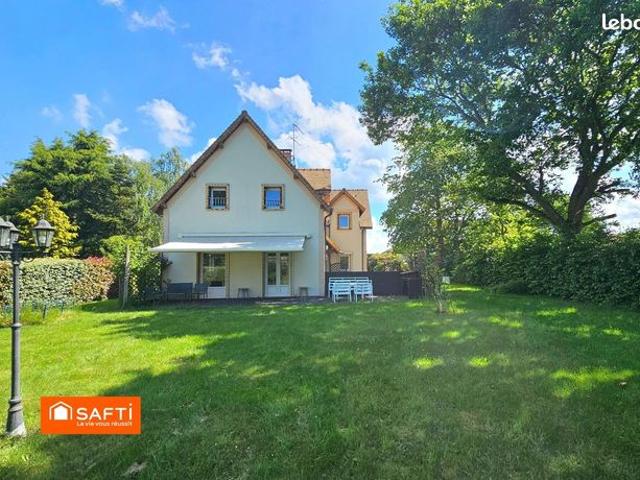 Maison 7 pièces 185 m²