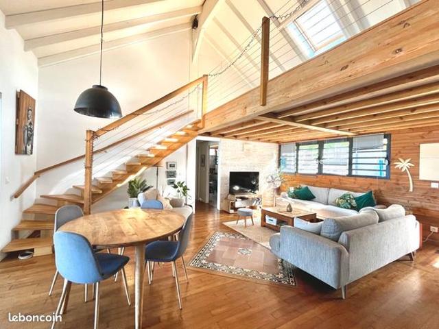 Propriété 7 pièces 185 m²