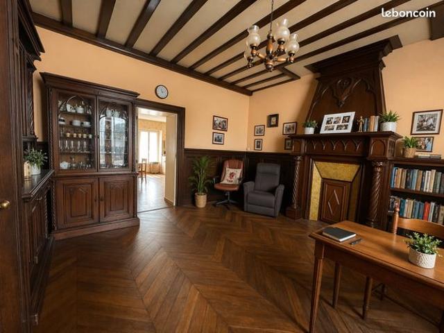 Propriété 7 pièces 185 m²