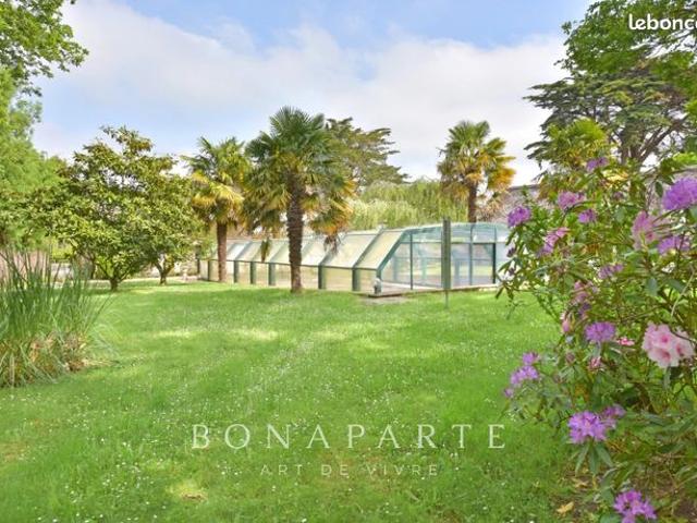 Propriété 7 pièces 185 m²