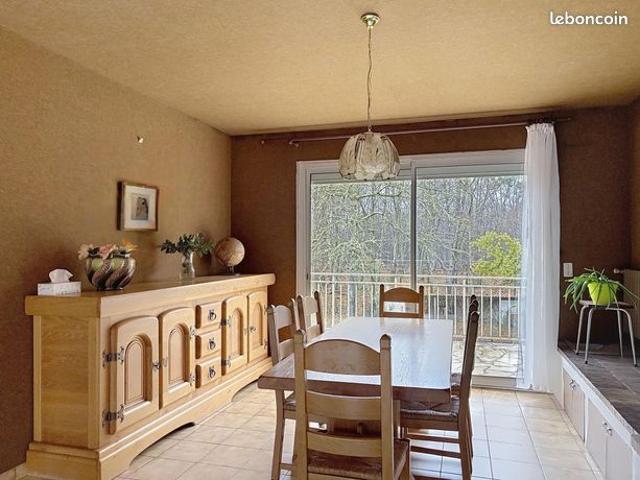 Propriété 7 pièces 185 m²