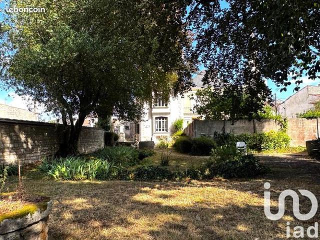 Propriété 7 pièces 186 m²