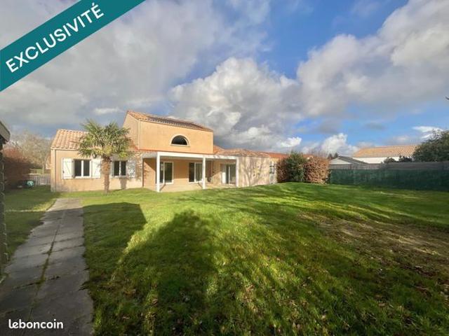 Propriété 7 pièces 186 m²