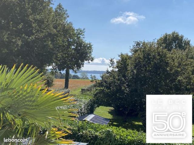 Propriété 7 pièces 186 m²