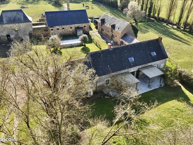 Propriété 7 pièces 186 m²