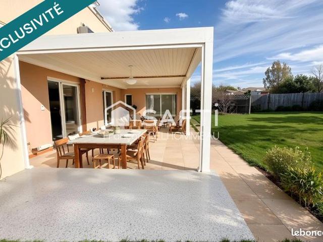Propriété 7 pièces 186 m²