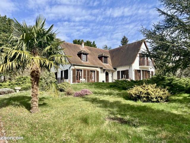 Propriété 7 pièces 187 m²