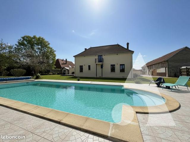 Propriété 7 pièces 188 m²