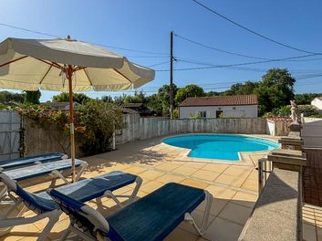 Propriété 7 pièces 188 m²