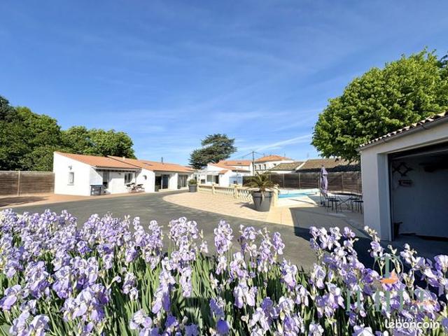 Propriété 7 pièces 188 m²
