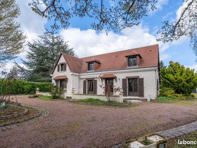Propriété 7 pièces 188 m²