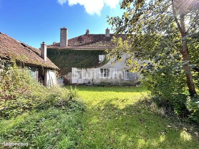 Propriété 7 pièces 189 m²