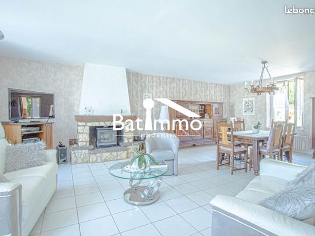 Propriété 7 pièces 180 m²