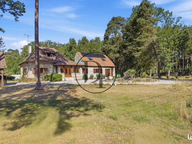 Propriété 7 pièces 180 m²