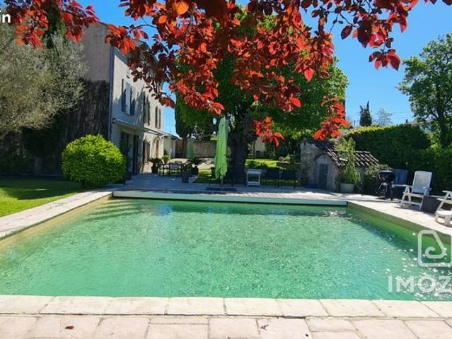 Propriété 7 pièces 180 m²