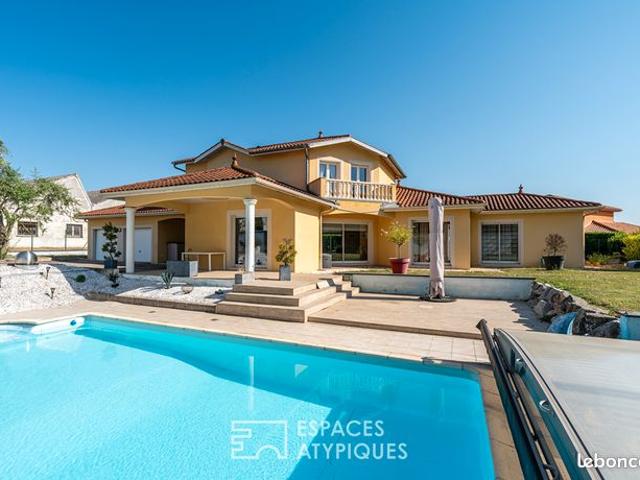 Propriété 7 pièces 180 m²