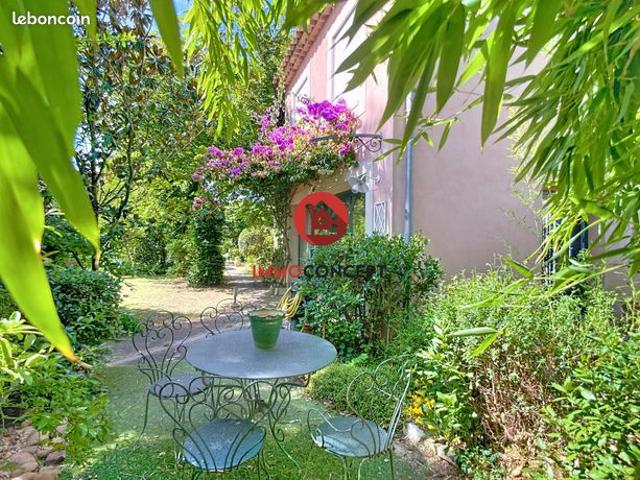 Propriété 7 pièces 180 m²
