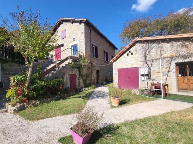 Propriété 7 pièces 180 m²