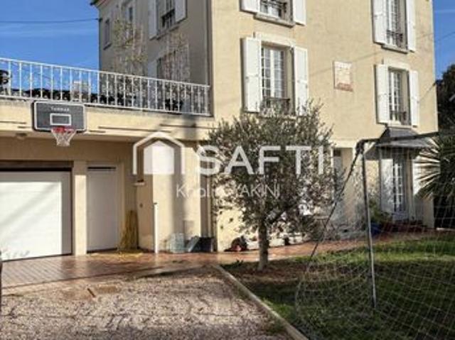 Propriété 7 pièces 180 m²