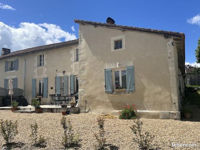 Propriété 7 pièces 180 m²