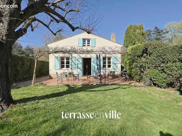 Propriété 7 pièces 180 m²
