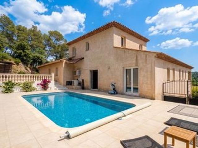 Propriété 7 pièces 180 m²