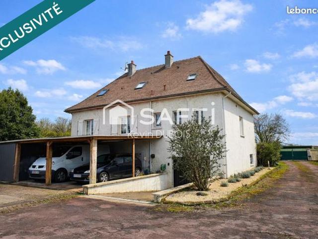 Propriété 7 pièces 180 m²
