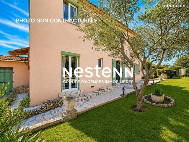Propriété 7 pièces 180 m²