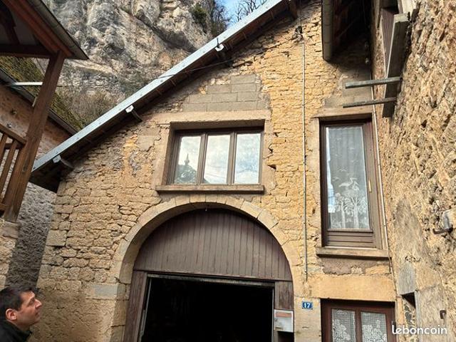 Propriété 7 pièces 180 m²