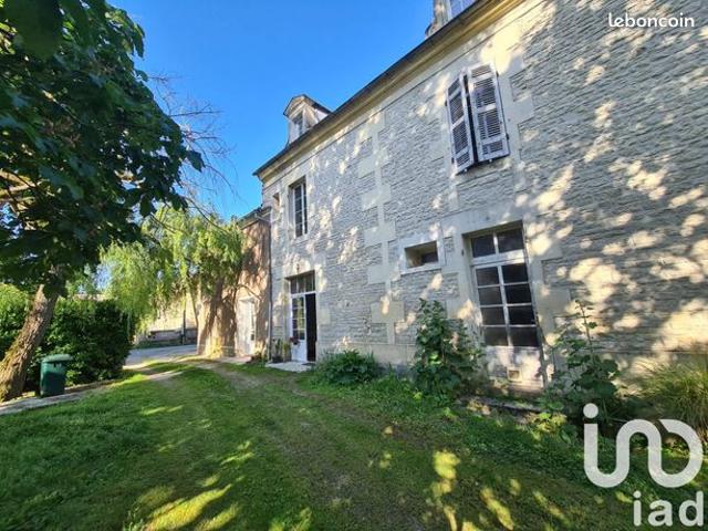 Propriété 7 pièces 181 m²