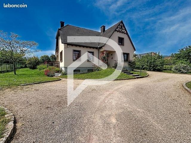 Propriété 7 pièces 181 m²