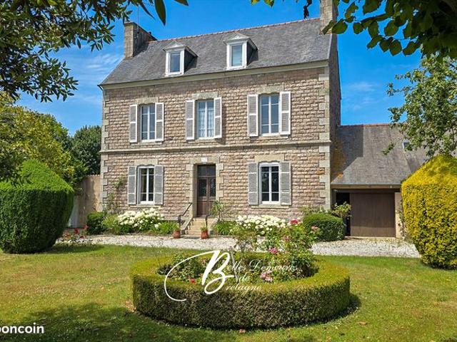Propriété 7 pièces 181 m²