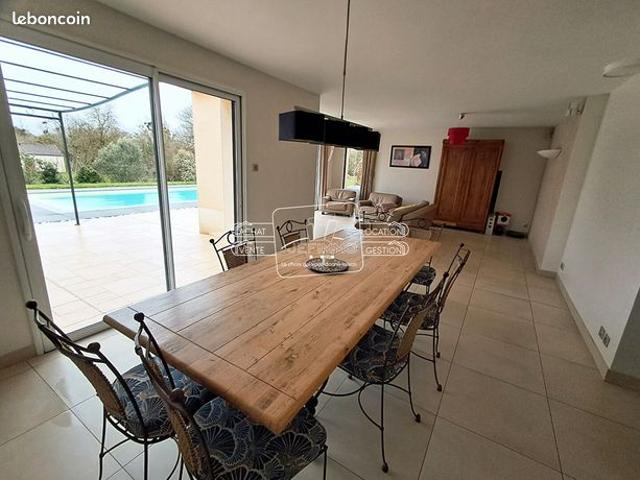 Propriété 7 pièces 182 m²