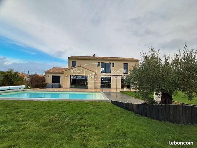Propriété 7 pièces 182 m²