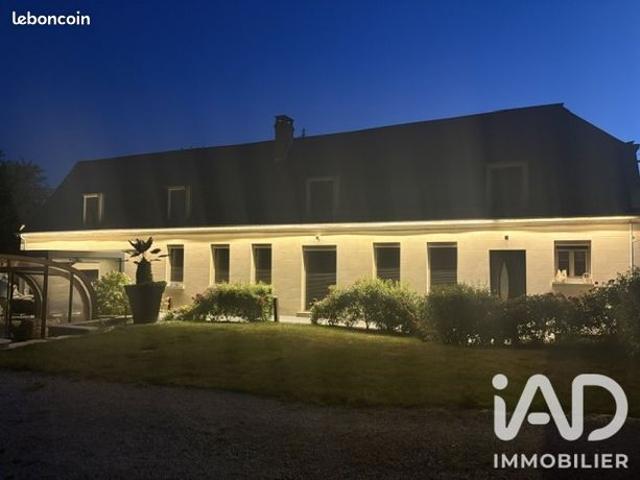 Propriété 7 pièces 182 m²