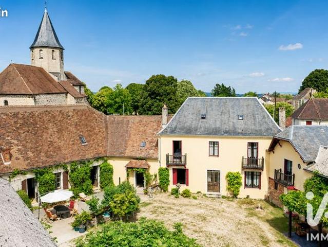Propriété 7 pièces 182 m²