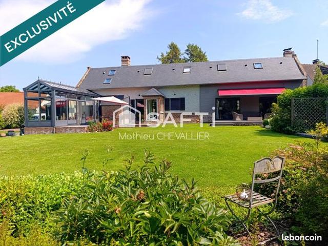 Propriété 7 pièces 182 m²