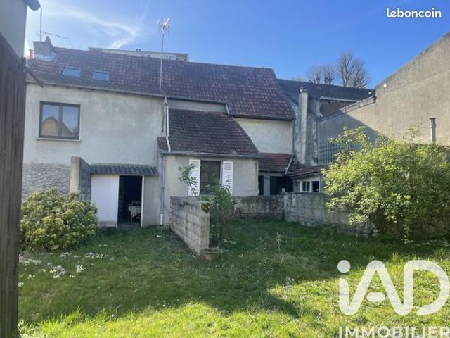 Propriété 7 pièces 183 m²